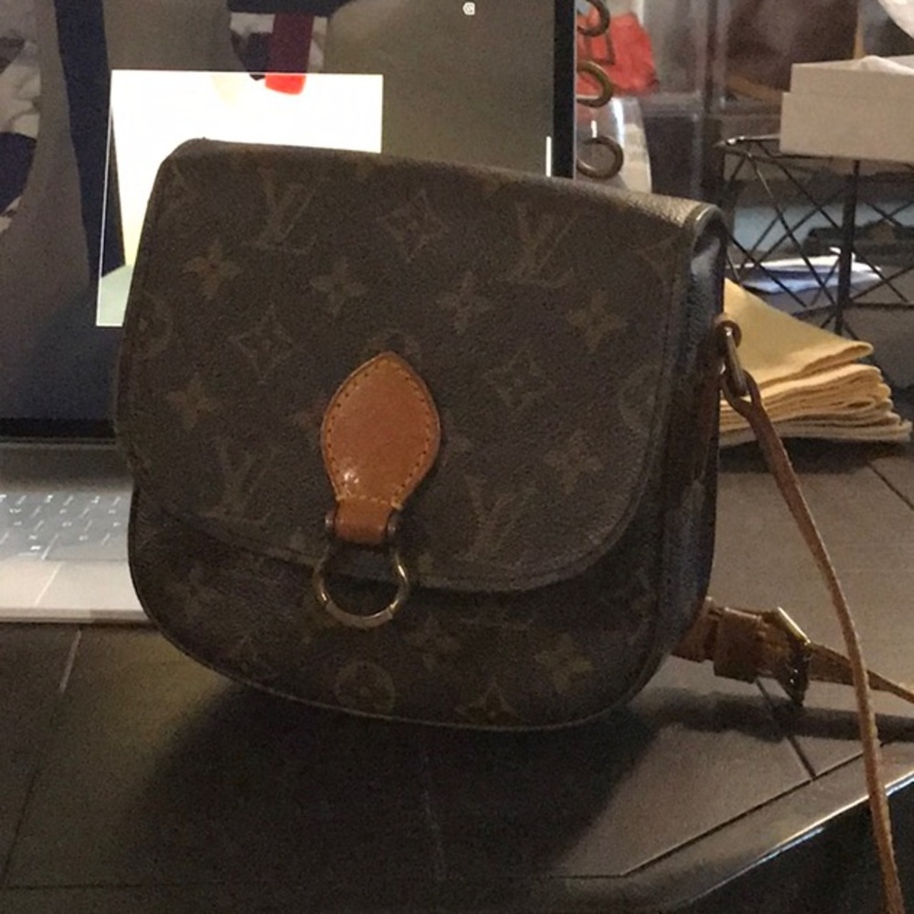 Louis Vuitton st Cloud cross body